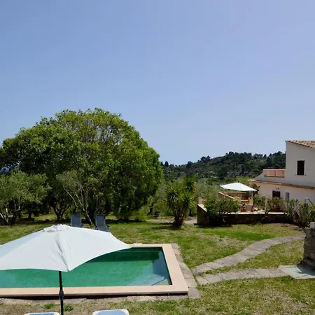 Encantadora Con Piscina En La Naturaleza Séjour à la campagne *